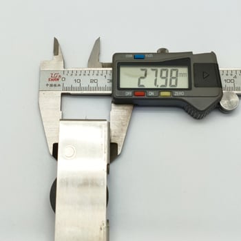Aluminijska smjesa vrata i prozori – komplet kolotnih valjaka za klizna vrata 16x28