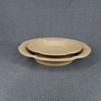 Okrugli tanjur od bone china s dizajnom latice lotosa – jednostavna posuda za stolovanje