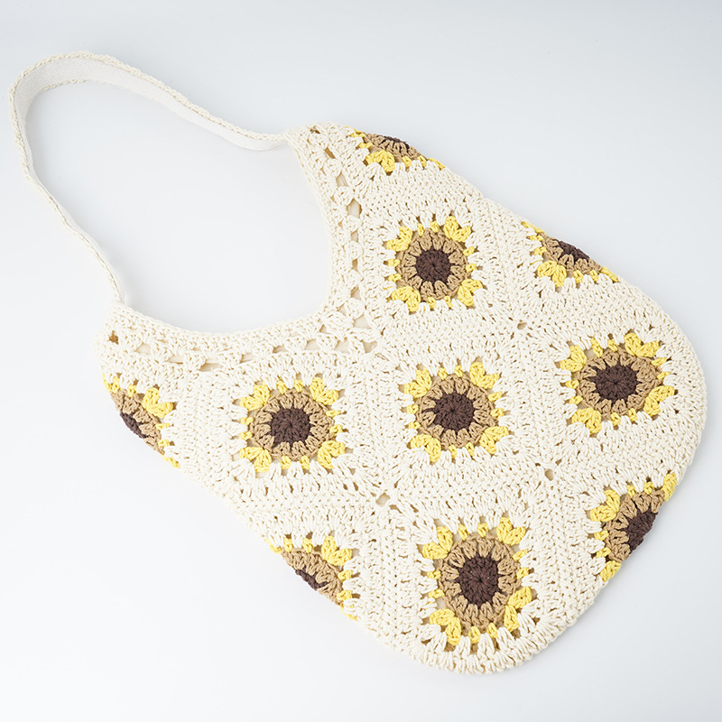 Ručna pletena slamnata crossbody torba s cvjetnim uzorkom za žene