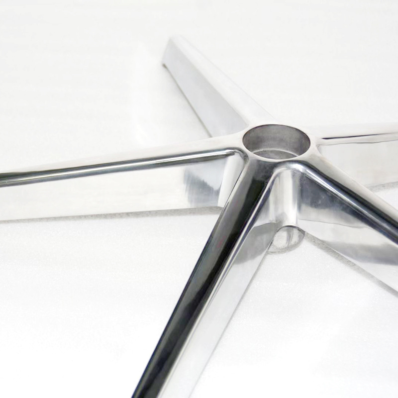 Aluminijska legura, petokraka osnova stolice — radijus 350, okretne noge, metalni dijelovi baze