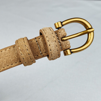 Ženski uski remen od nubuk kože s pin kopčom - casual, svestran stil