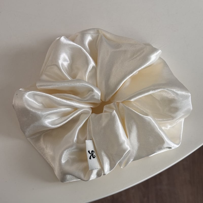Gumica za kosu krem boje, veliki satenski scrunchie za žene, visoke kvalitete, elegantan jednobojni dodatak za kosu