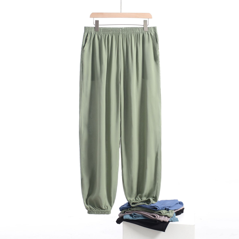 Férfiaknak sportos nadrág zsebekkel, modal-selyem anyagból, nyárra lazák, lélegzők, minimalist stílusú
