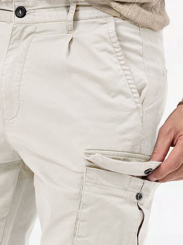 Ανδρικά παντελόνια εργασίας για καθημερινή χρήση, casual–sport στυλ, στενή γραμμή και ίσιο τελείωμα, φθινόπωρο 2024