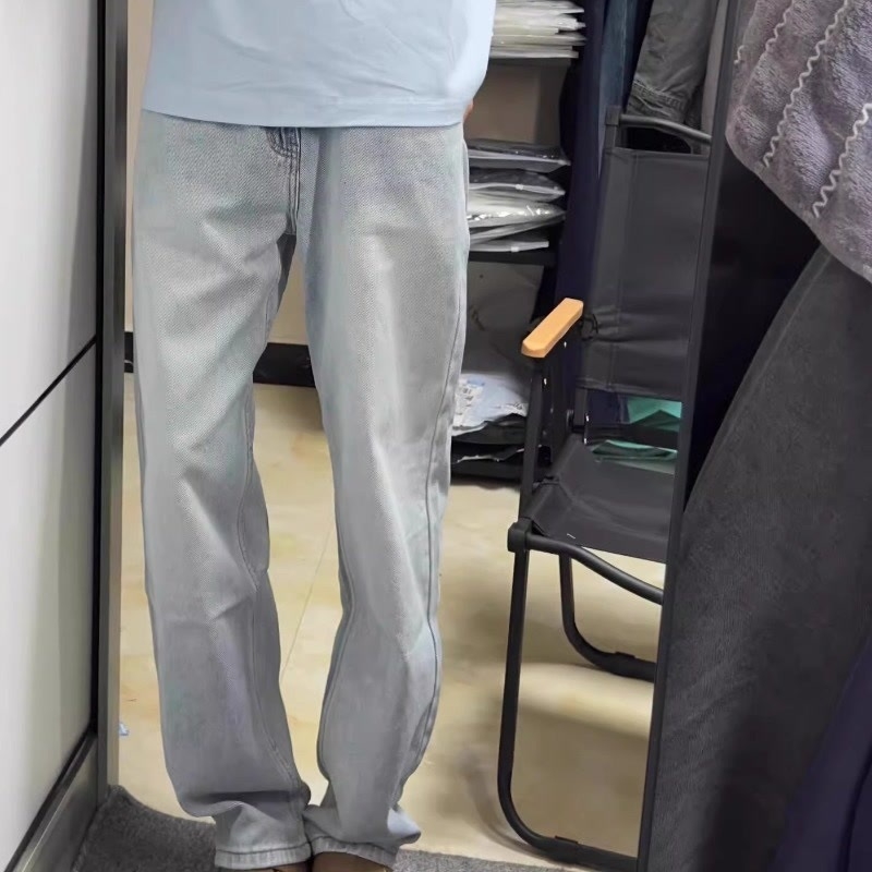 Férfi denim farmernadrág retro mosással, lazán szabott, egyenes szárú, mindennapi viseletre