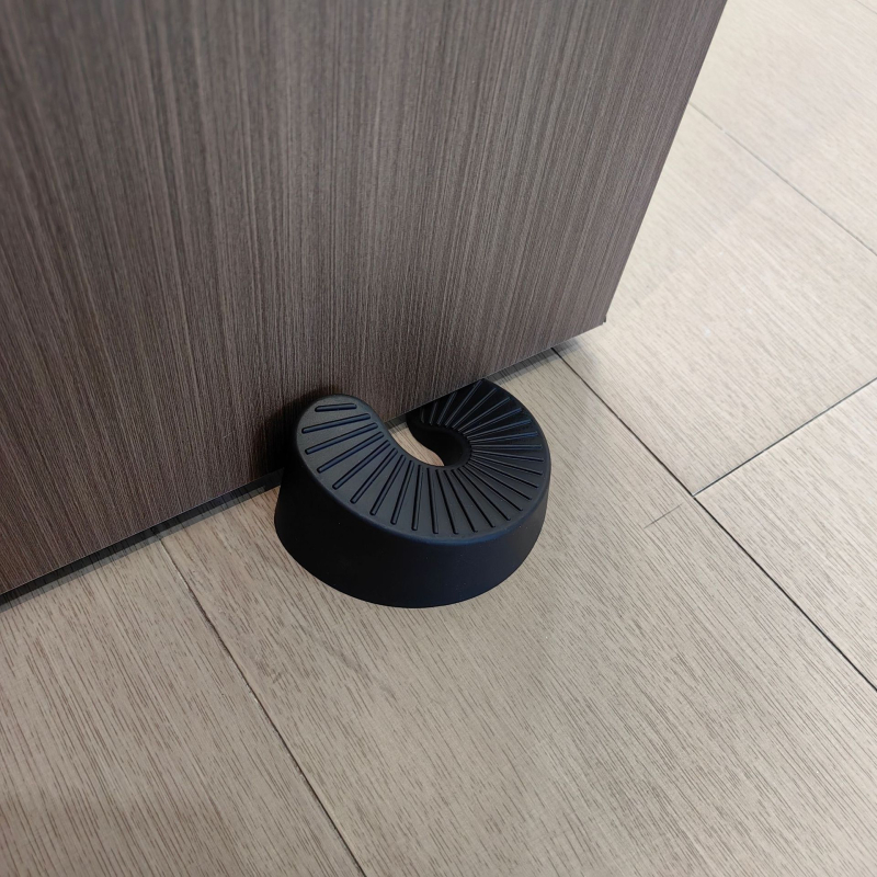 C-típusú félkör alakú ajtóstopper, több szögből használható, kreatív design, környezetbarát, csúszásmentes, padlóra szerelhető