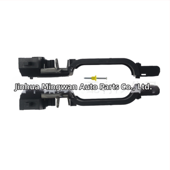 Držiak kľučky dverí Ford Focus (2003-2007) 6S4Z-5426685-B / 6S4Z-5426685-C, čierny, plast a hliník