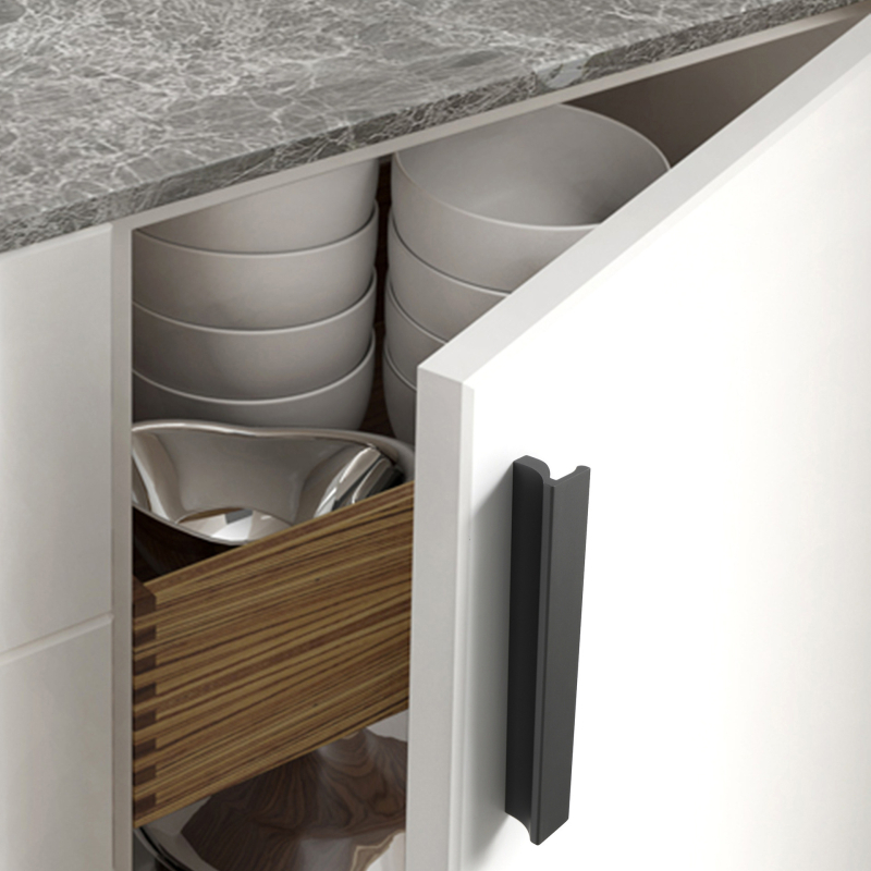 Ručka za vrata i ladicu ormarića od aluminijskog legura s brušenom bakrenom završnom obradom, skandinavski minimalistički dizajn.