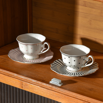 Set de cești de cafea din ceramică cu farfuriu și mâner, capacitate mică, estetică înaltă, design creativ, lux discret, de înaltă calitate, pentru uz casnic și în restaurante