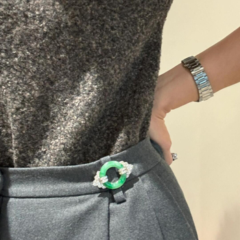 Broșă vintage în stil național — imitatie Hetian Jade, aspect lejer luxos, clips pentru guler, design de înaltă calitate pentru toamnă-iarnă