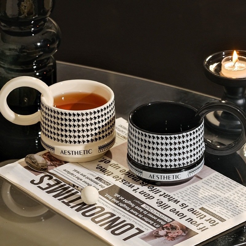 Cana ceramică inspirată de Hepburn, design minimalist, capacitate mare, cană cu mâner rotund pentru cupluri