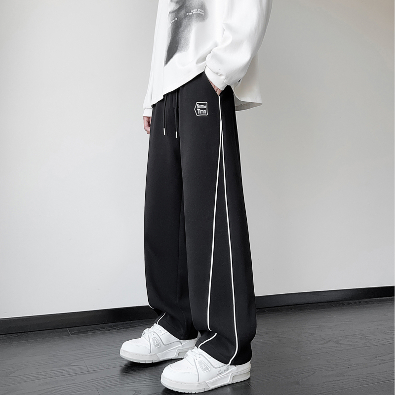 Pantaloni sport casual pentru băieți tineri, primăvară-toamnă, croială largă, drepti, talie medie-înaltă, închidere cu șiret, imprimeu text