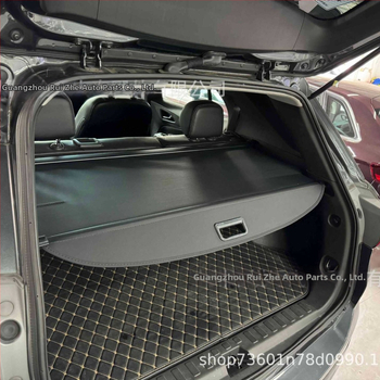 Výsuvný kryt batožinového priestoru pre Toyota Yaris Cross