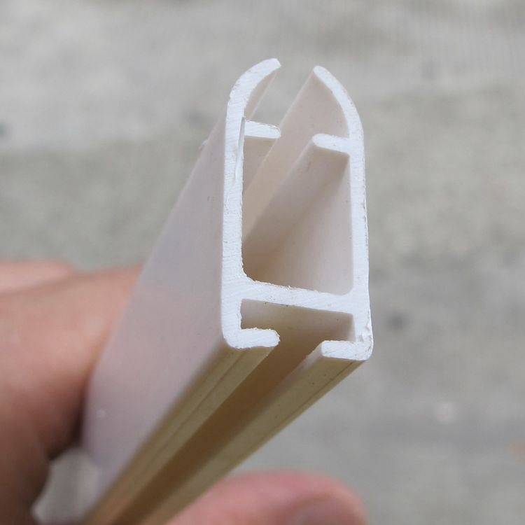 Accesorii pentru jaluzele rulante: țeavă plată din plastic de 3 cm, PVC tijă inferioară