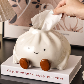 Roztomilý keramický box na vreckovky v tvare buchty, štýlový stolný dekor do obývačky
