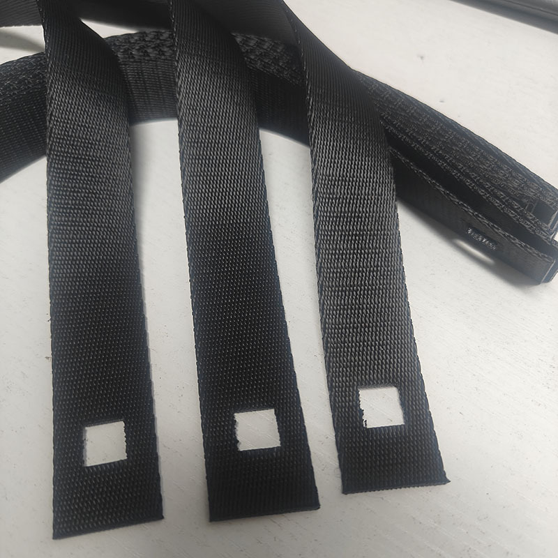 Laserové rezané čierne nylonové pásmo, šírka 2,5 cm, prispôsobiteľná dĺžka a tvar