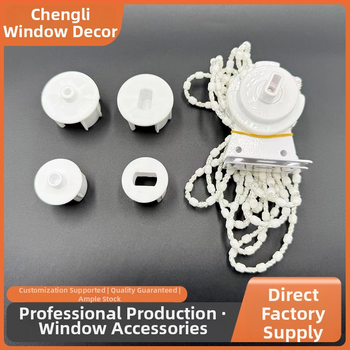 Akrylový držiak na rolety so štvoruholníkovou hlavou, navíjač na ťahovaciu šnúru a hrubšie korálky pre zdvih