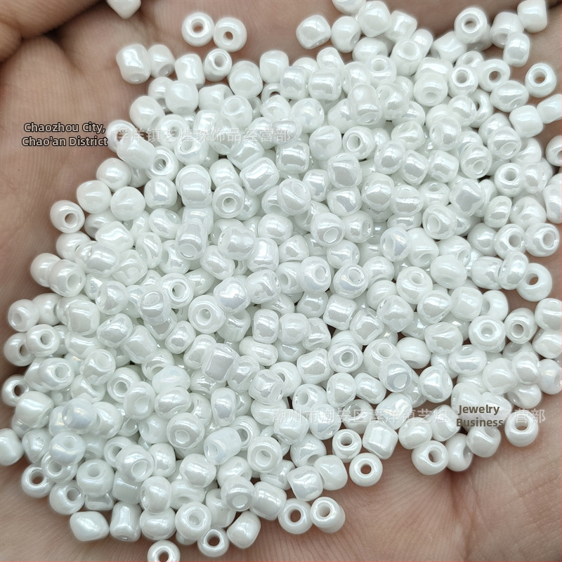 Priehľadné sklenené semenové korálky, 4 mm, na DIY náramky a sponky do vlasov