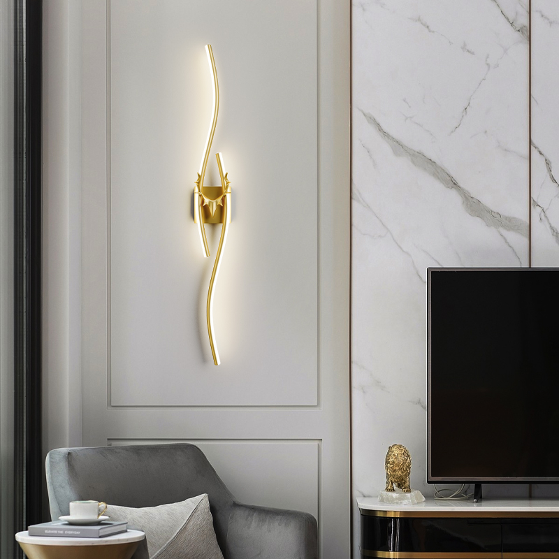 LED nástenná lampa s minimalistickým líniovým dizajnom, dlhý pásik pre modernú obývaciu izbu, na pozadie steny a nočné osvetlenie