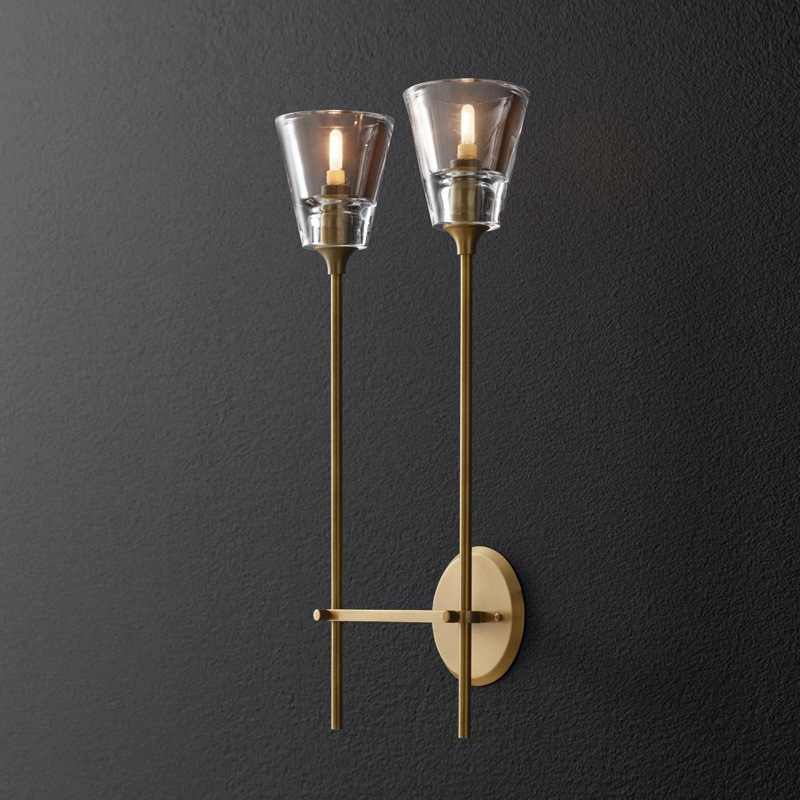 Moderná minimalistická nástenná lampa z kovu, s jednou alebo dvoma hlavami, do spálne alebo chodby