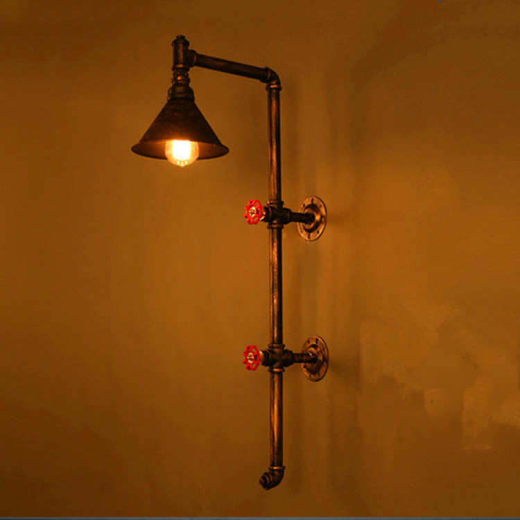 Americká retro barová nástenná lampa v priemyselnom štýle s kovovými rúrami