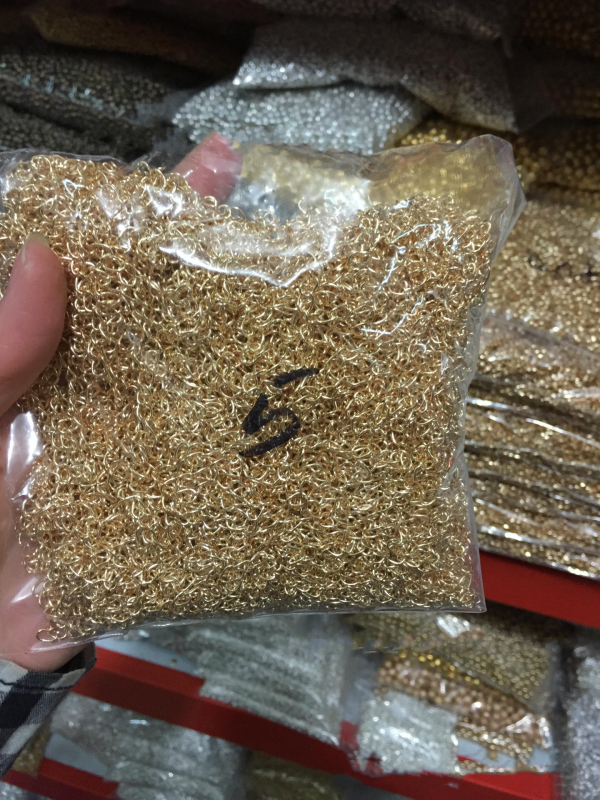 Predlžovacie retiazky na náhrdelnice, náramky a náušnice; nastaviteľné retiazky; materiály na DIY šperky