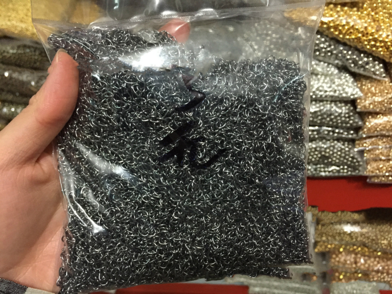 Predlžovacie retiazky na náhrdelnice, náramky a náušnice; nastaviteľné retiazky; materiály na DIY šperky