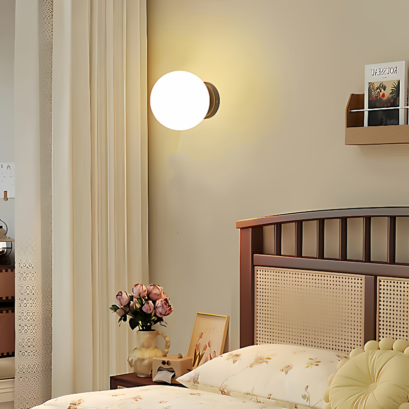 LED zidna lampa za spavaću sobu i dnevni boravak, francuski stil, zapadni dizajn sa staklenim sjenilom, za balkon, stepenice i hodnik
