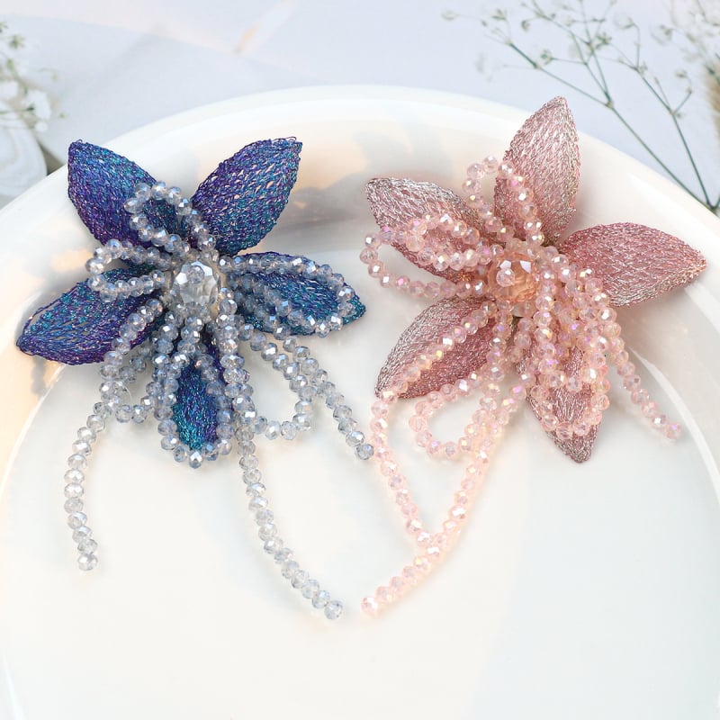 DIY dodaci nakit: cvijet od kristalnih perli s resicama, elegantan dodatak za kosu