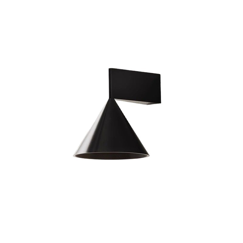 Talijanska minimalistička zidna lampa s konusnim abažurom, nordičkog dizajna za spavaću sobu ili dnevni boravak