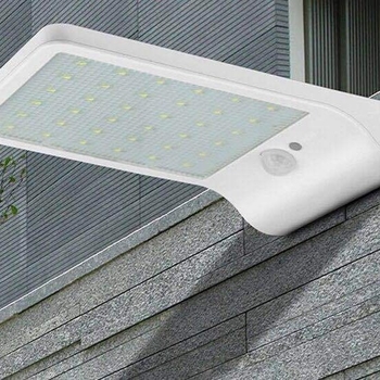 Solarna vanjska zidna svjetiljka s LED senzorom, IP44 vodootporna, za vrt, dvorište i stazu