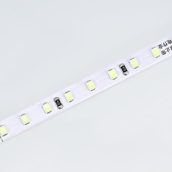 Prilagođena RGB LED traka za kućno unutarnje pozadinsko osvjetljenje, 10 m rola, 2835 SMD čipovi, CRI 90, daljinski upravljač