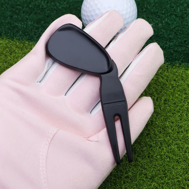 Metalni golf dodatak: vilica za lopte u obliku kluba, alat za održavanje travnjaka