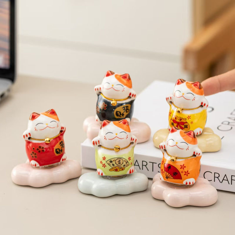 Jingdezhen keramika slatka mačka sreće Maneki-neko, okretna stolna dekoracija