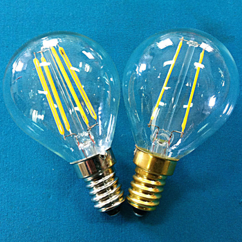 Novo razvijena LED lampa s kuglastom žaruljom i dizajnom u stilu svijeće