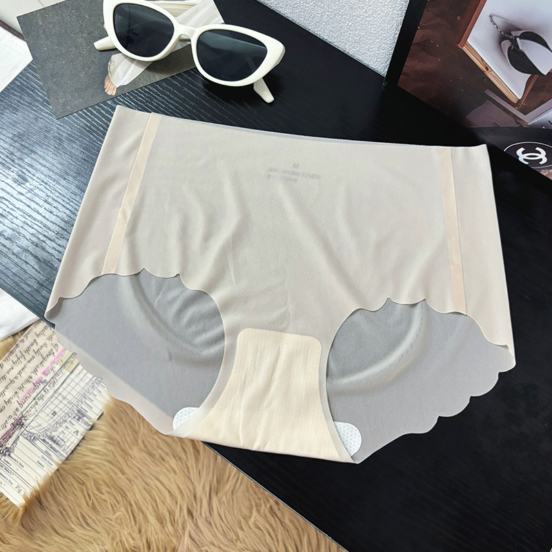 Ice Silk zensko donje rublje bez tragova - ljeto ultra-tanko, brzo sušenje, 3D oblik kukova breskve za jogu
