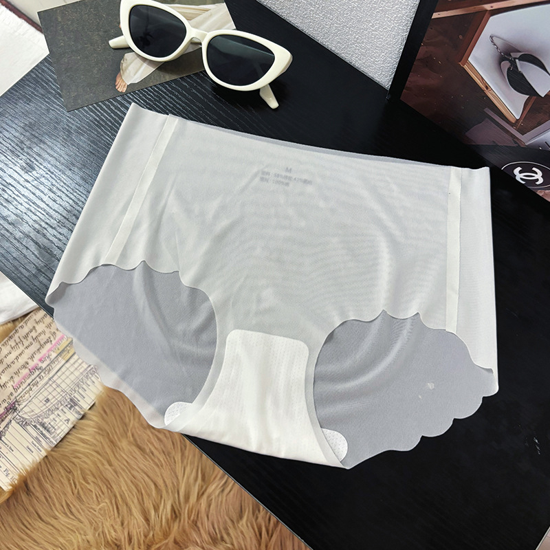 Ice Silk zensko donje rublje bez tragova - ljeto ultra-tanko, brzo sušenje, 3D oblik kukova breskve za jogu