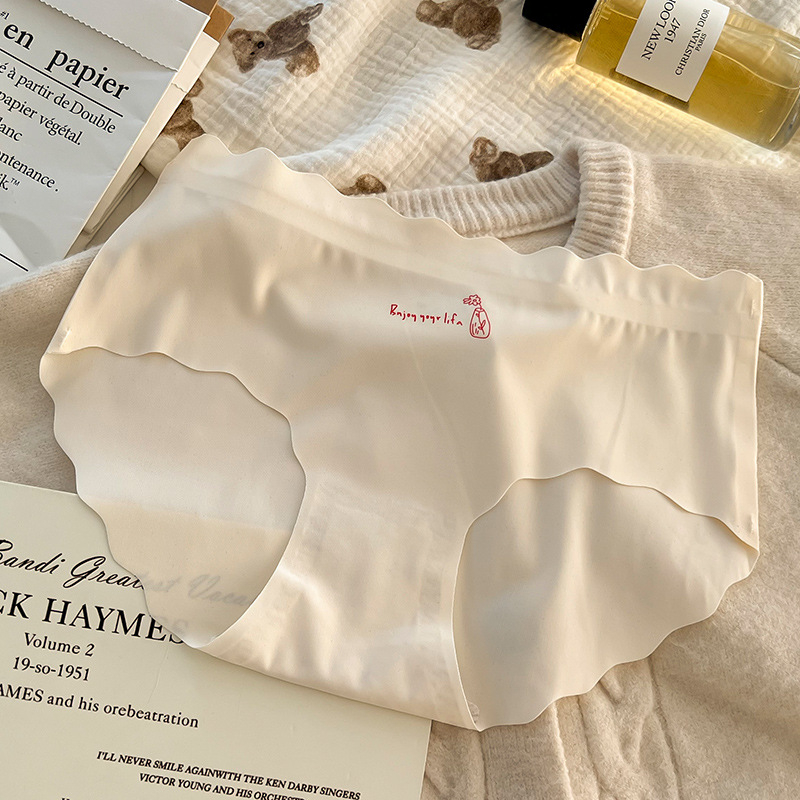 Bešavne ženske gaćice od ice silk s pamukom u preponskom dijelu, niskim strukom, prirodan osjećaj, prozračan, visoka elastičnost, plus veličina