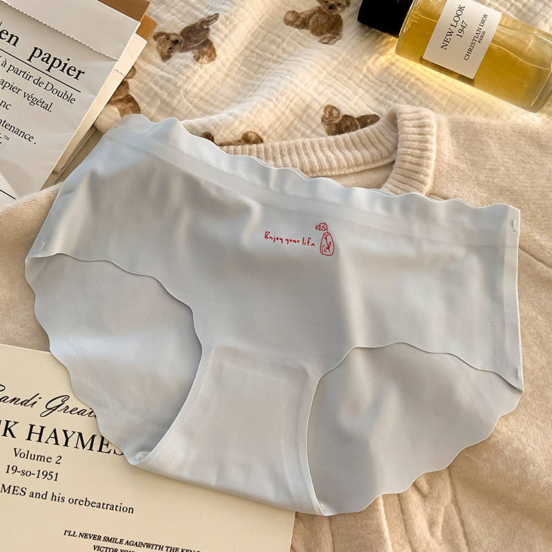 Bešavne ženske gaćice od ice silk s pamukom u preponskom dijelu, niskim strukom, prirodan osjećaj, prozračan, visoka elastičnost, plus veličina