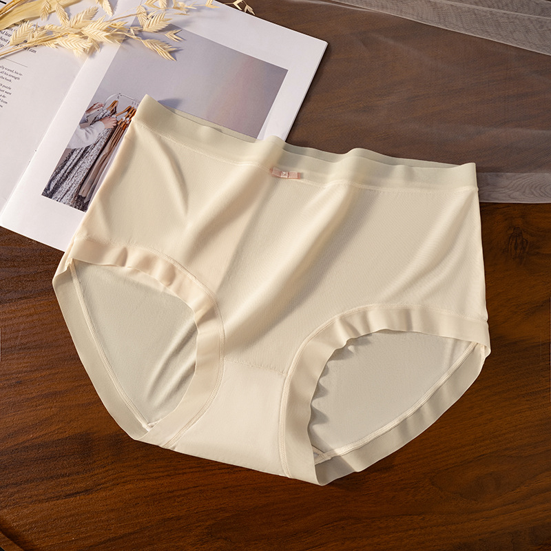 Plus veličina ženske gaćice sa srednjim pojasom, od ice silk materijala, lagane, prozračene, udobne, model 9500