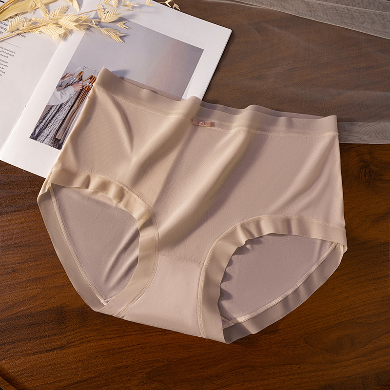Plus veličina ženske gaćice sa srednjim pojasom, od ice silk materijala, lagane, prozračene, udobne, model 9500