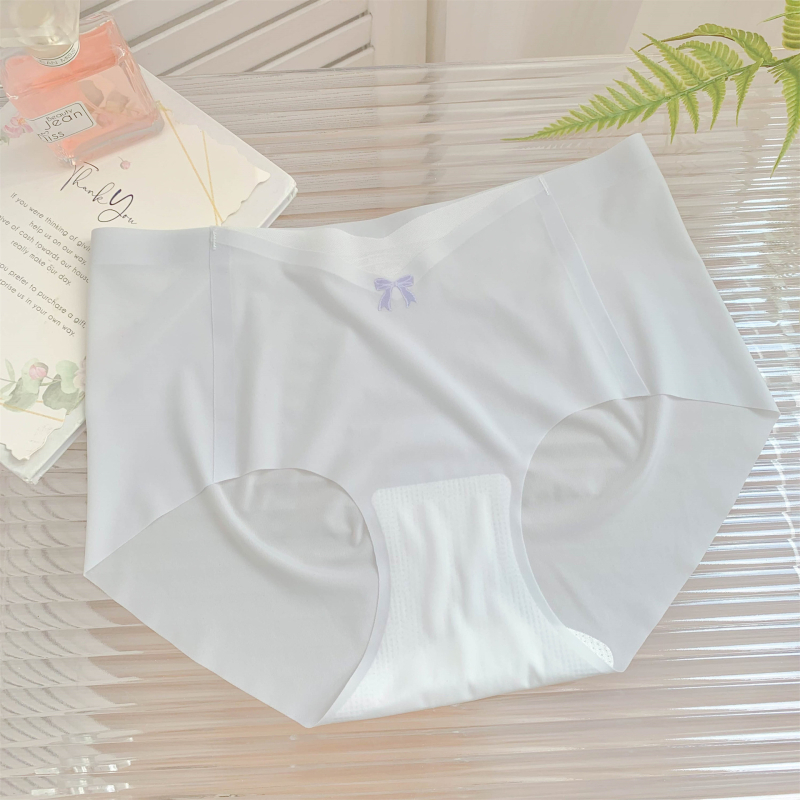 Ženske gaćice od ice silk s prozračnom pamukom u području prepona, srednje visine struka, udobne