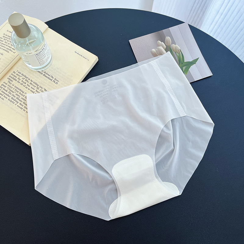 Bešavne ultra-tanke ženske gaćice od ice silk, 3D dizajn stražnjice, prirodan osjećaj, prozračne, srednji pojas, pamuk među krojem