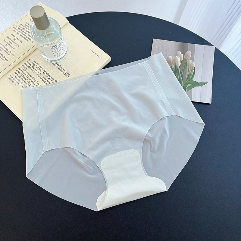 Bešavne ultra-tanke ženske gaćice od ice silk, 3D dizajn stražnjice, prirodan osjećaj, prozračne, srednji pojas, pamuk među krojem