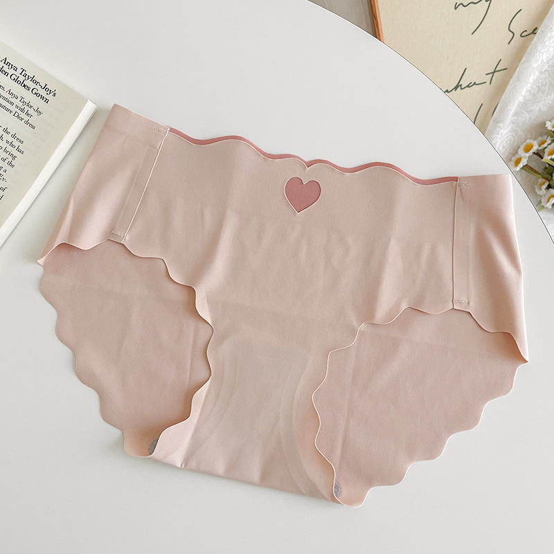 Sweet Heart ženske bezšivne gaćice od Ice Silk, brzo sušeće, srednje podignute, udobne i prozračne