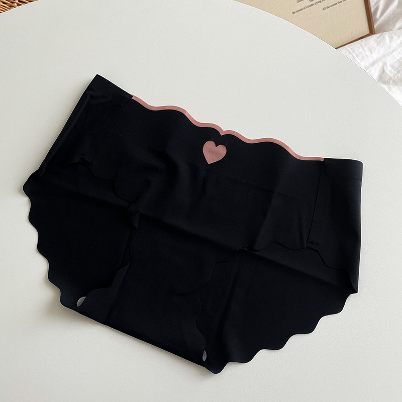 Sweet Heart ženske bezšivne gaćice od Ice Silk, brzo sušeće, srednje podignute, udobne i prozračne