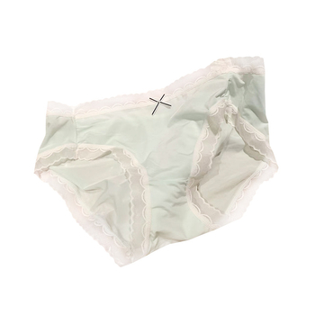 Ljetne ultra-tanke ženske gaćice krem boje, Ice Silk materijal, pamuk u preponi, valovita rub, prozračne