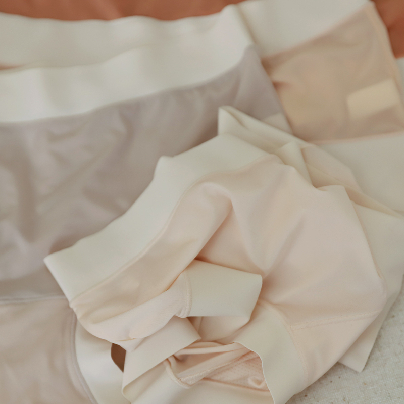 N755 Ice Silk Nude boja, bešivne gaćice srednjeg pojasa, antibakterijska tkanina