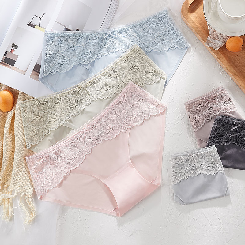 Ženske gaćice od čipke od ice silk, niska linija, s pamučnim umetkom, tanke, veće veličine