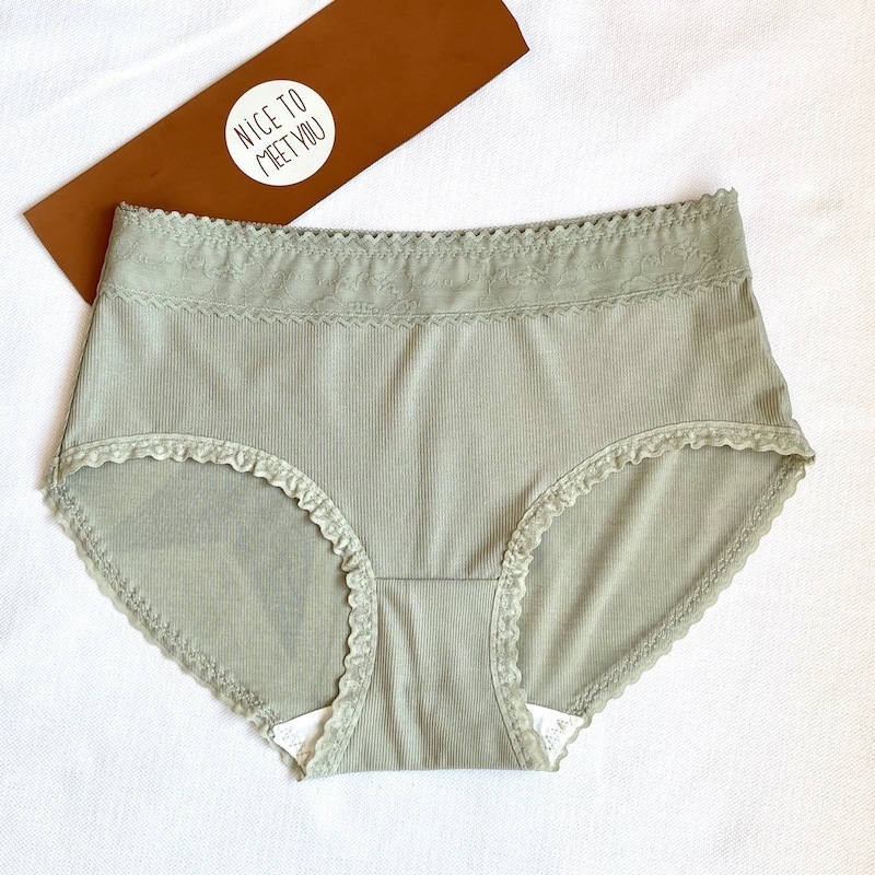 Ženske gaćice Ice Silk 0707, čipka, japanski stil, jednobojne, prozračne, srednjeg pojasa